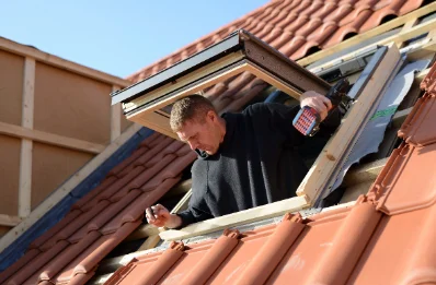 Pose de fenêtres de toit Velux à Issou